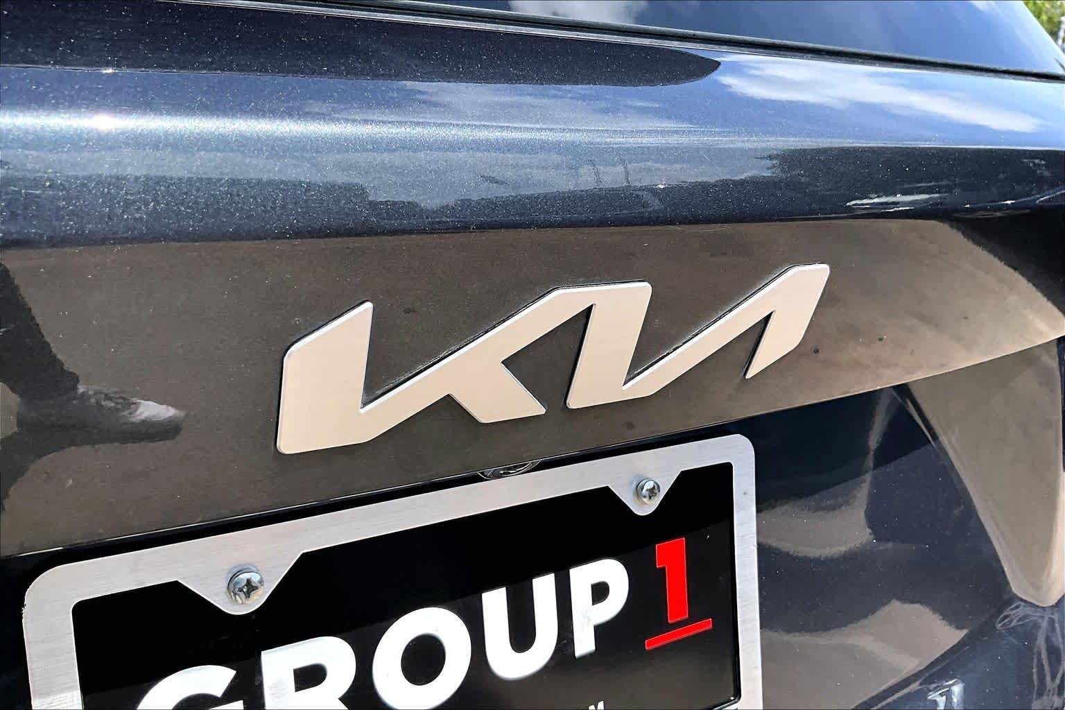 Used 2023 Kia Sorento LX FWD image 10