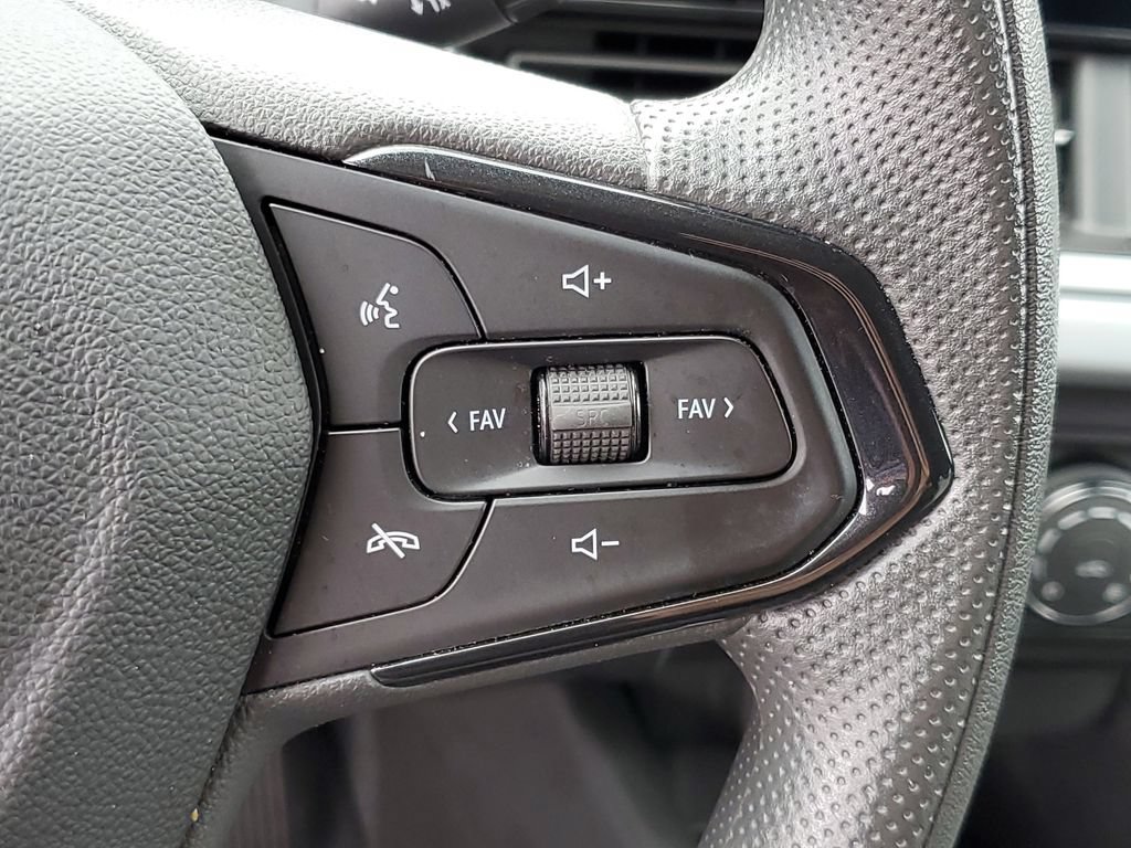 Used 2024 Chevrolet Trax LS w/ LS Convenience Package FWD image 14