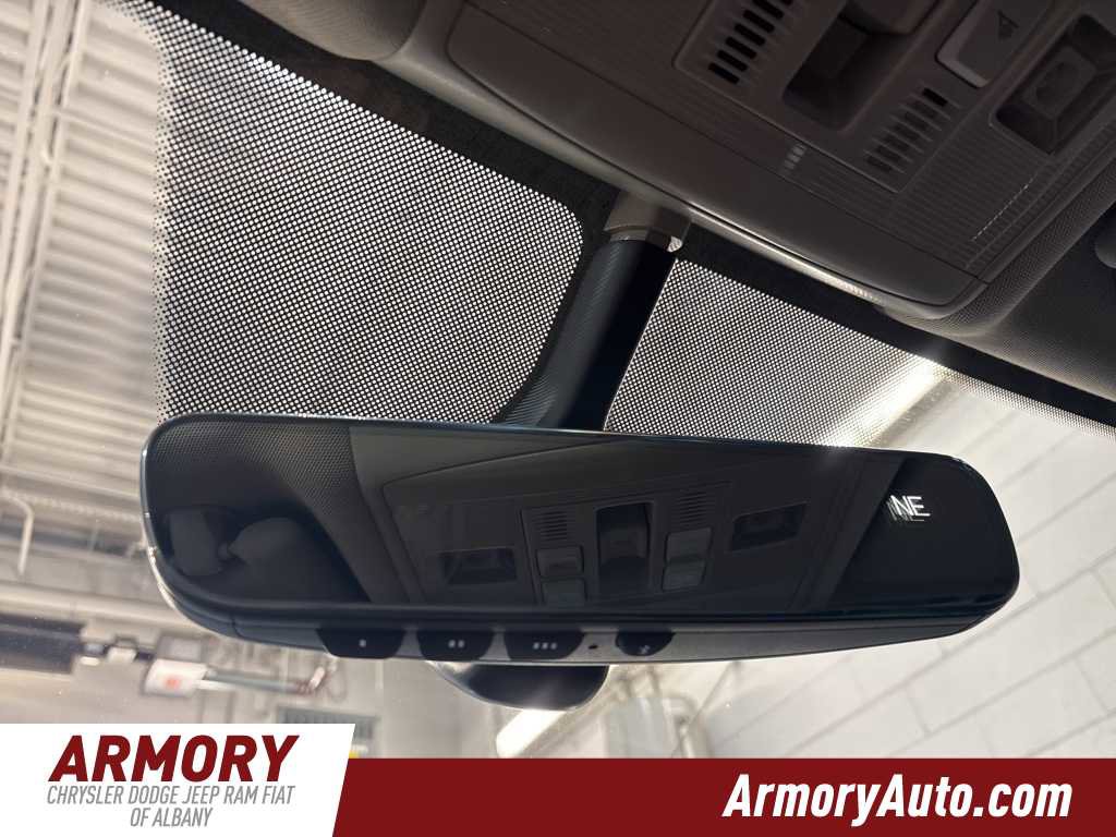 Used 2022 Volkswagen Atlas SE w/ Panoramic Sunroof Package image 24