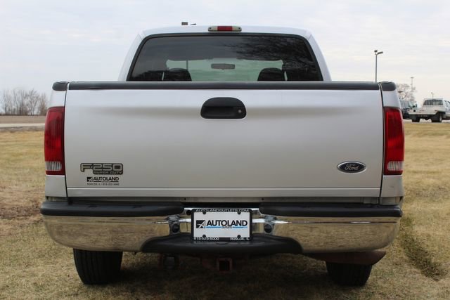 Used 2003 Ford F250 XLT image 6