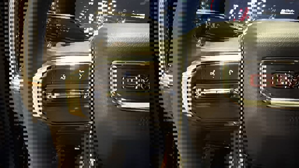 New 2026 GMC Canyon Elevation w/ Convenience Package image 29