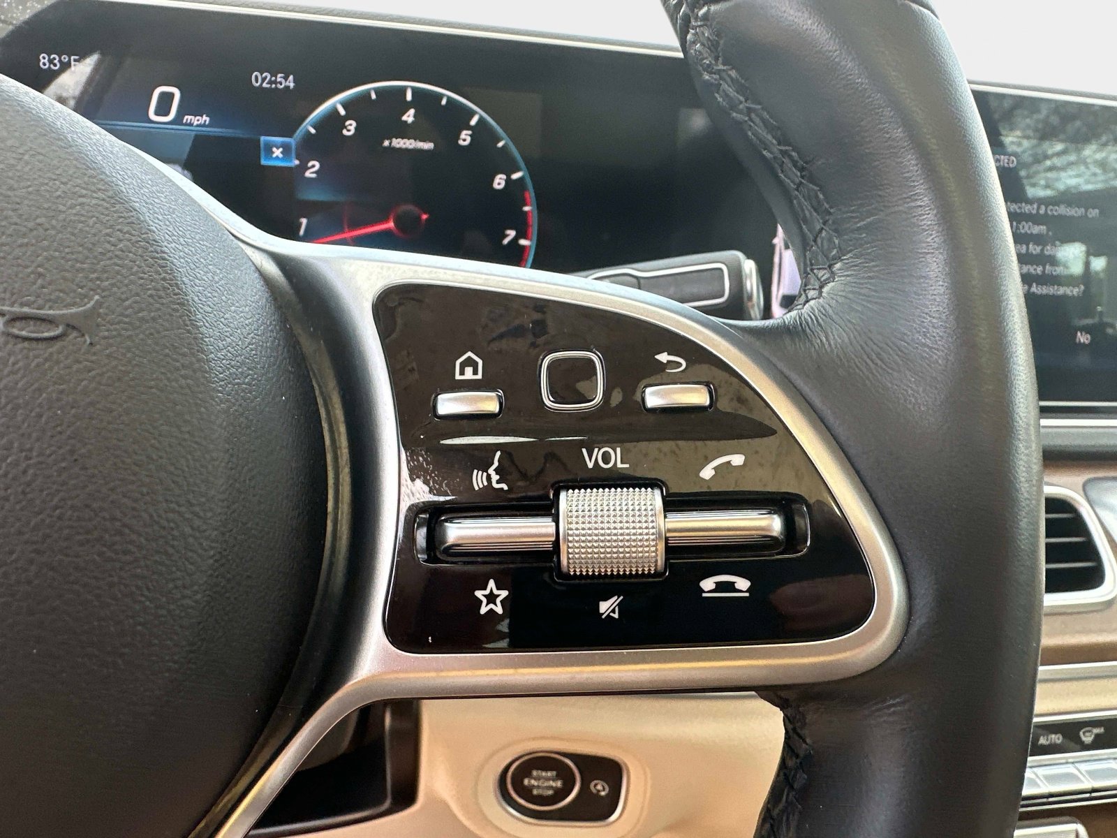 Certified 2022 Mercedes-Benz GLE 350 4MATIC w/ Premium Package image 26