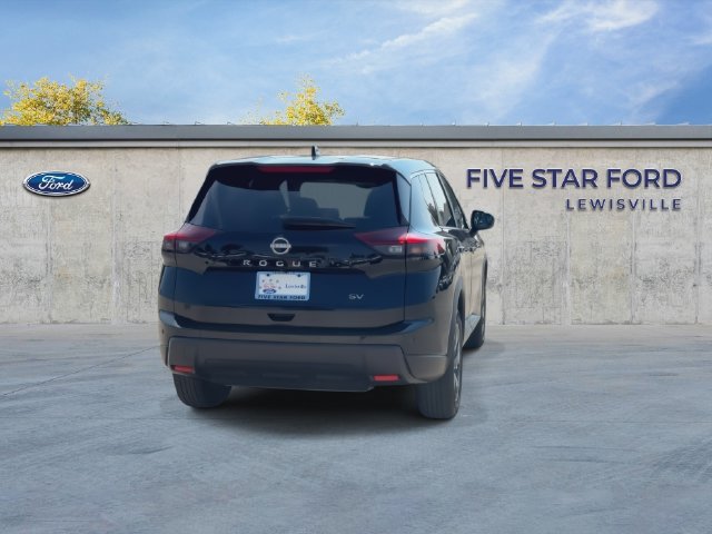 Used 2024 Nissan Rogue SV FWD image 7
