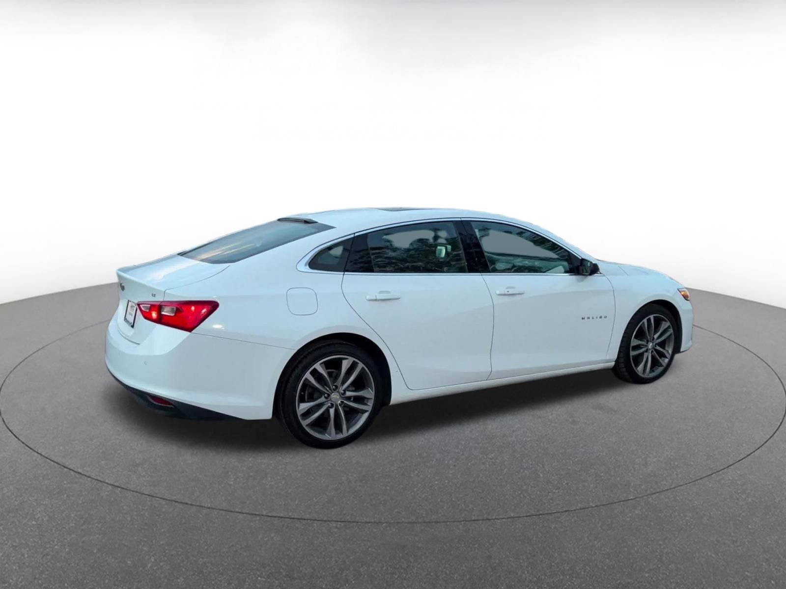 Used 2023 Chevrolet Malibu LT w/ Driver Confidence Package FWD image 15