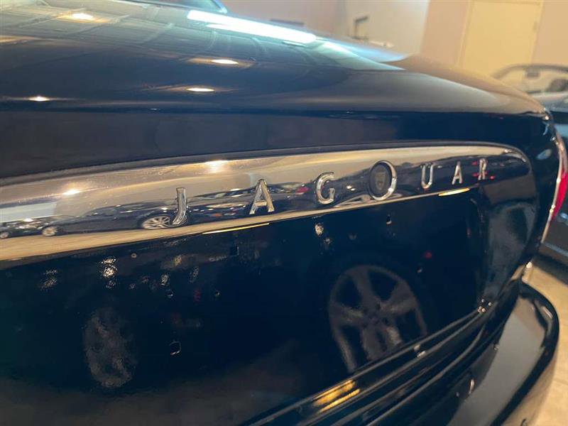 Used 2006 Jaguar XK8 Convertible image 35