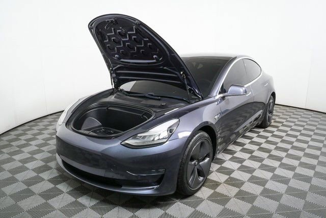 Used 2020 Tesla Model 3 Long Range image 31