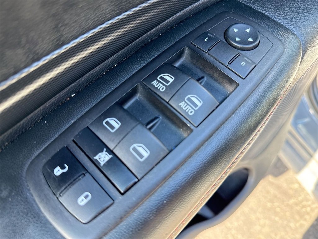 Used 2023 Dodge Durango GT image 13