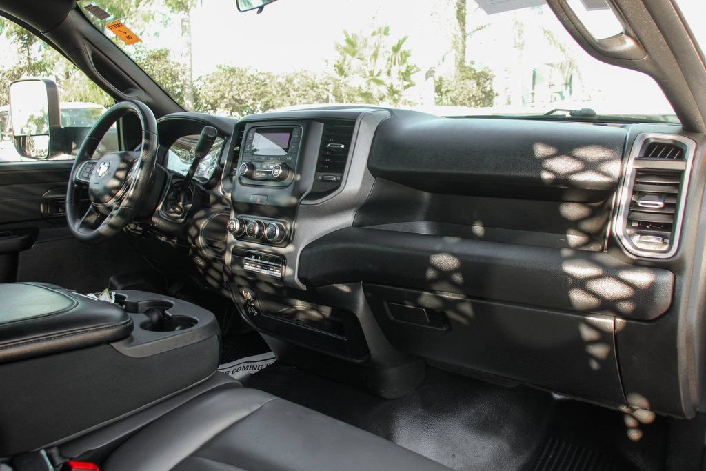 Used 2021 RAM 4500 Tradesman RWD image 28