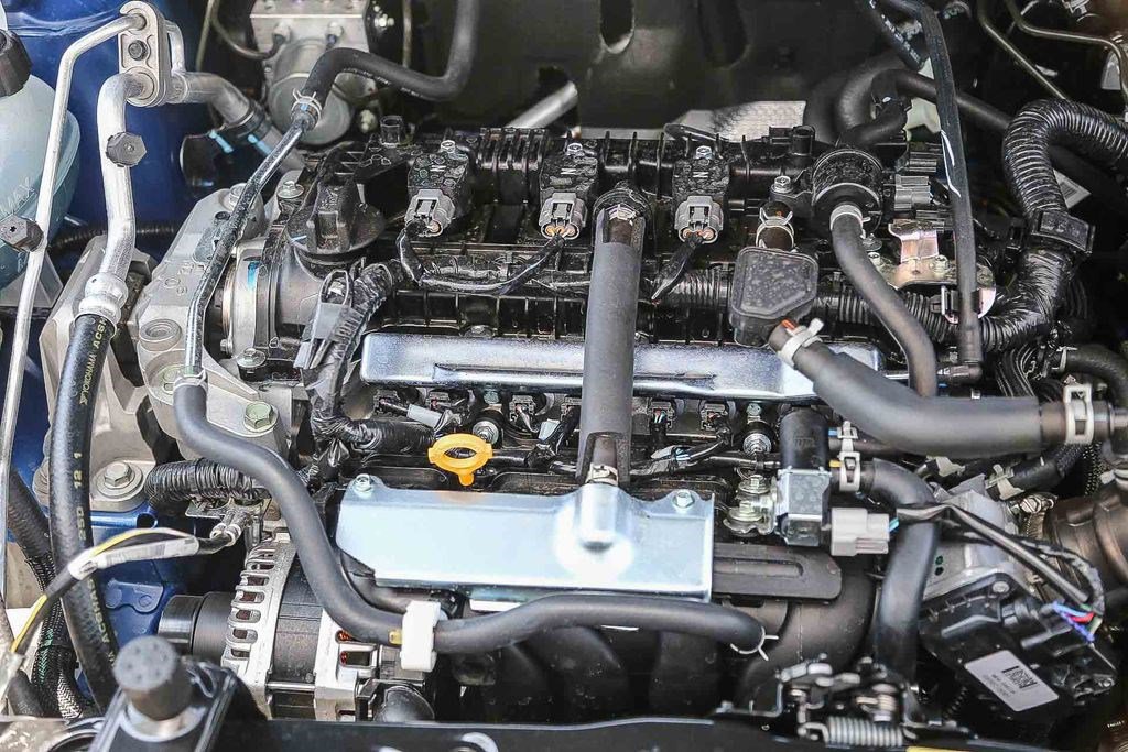 New 2025 Nissan Kicks Play S image 26