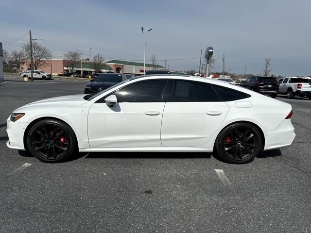 Used 2021 Audi A7 e Premium Plus w/ Executive Package image 2