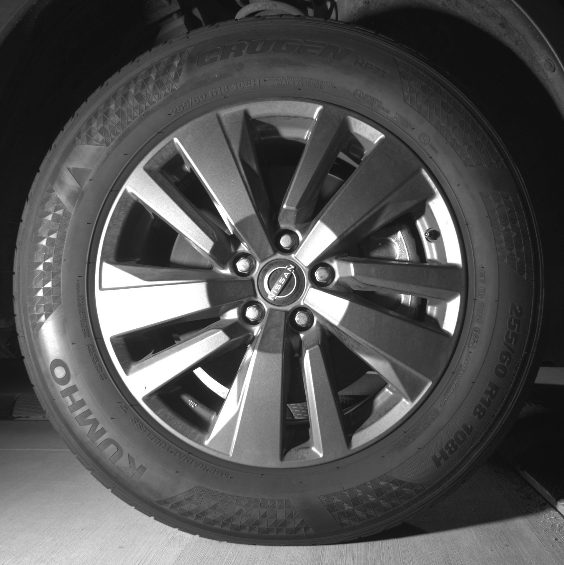 Used 2025 Nissan Pathfinder SV FWD image 13