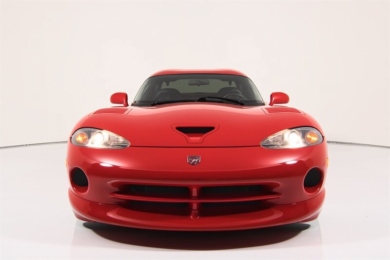 Used 2002 Dodge Viper GTS RWD image 3