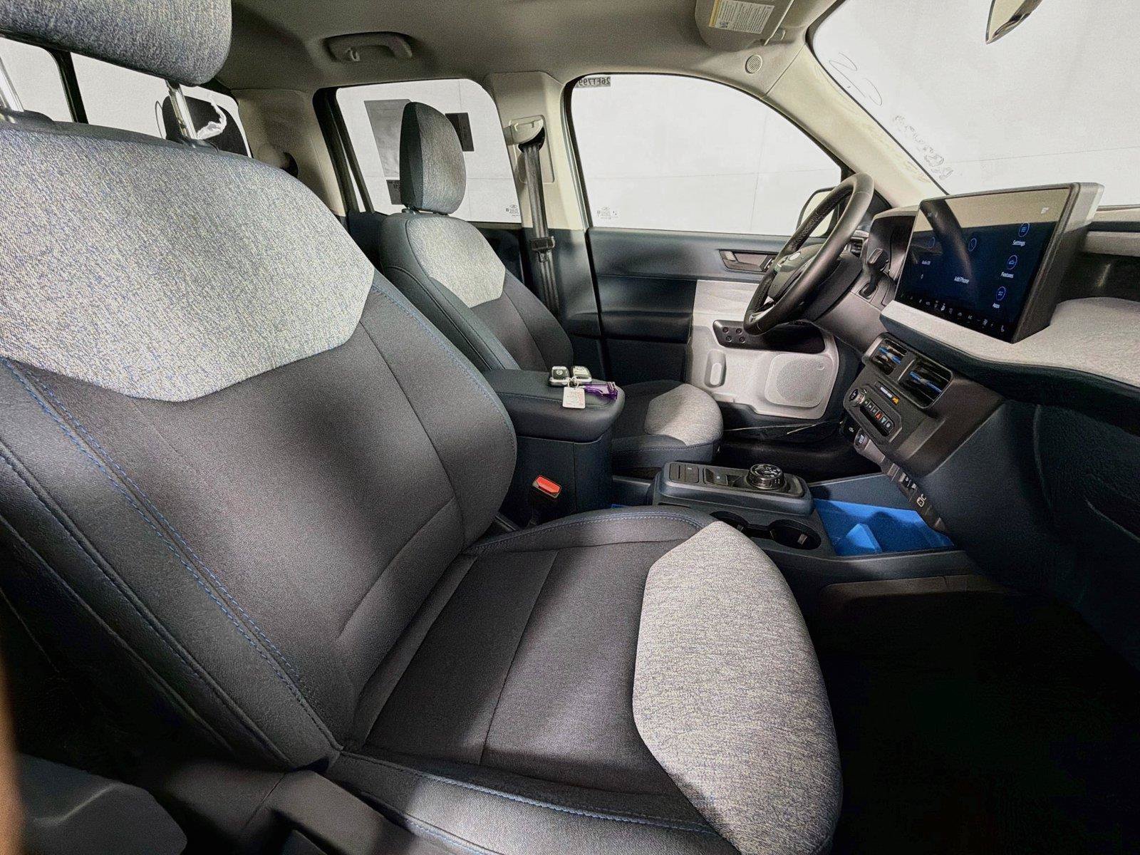 New 2026 Ford Maverick XLT w/ XLT Luxury Package FWD image 30