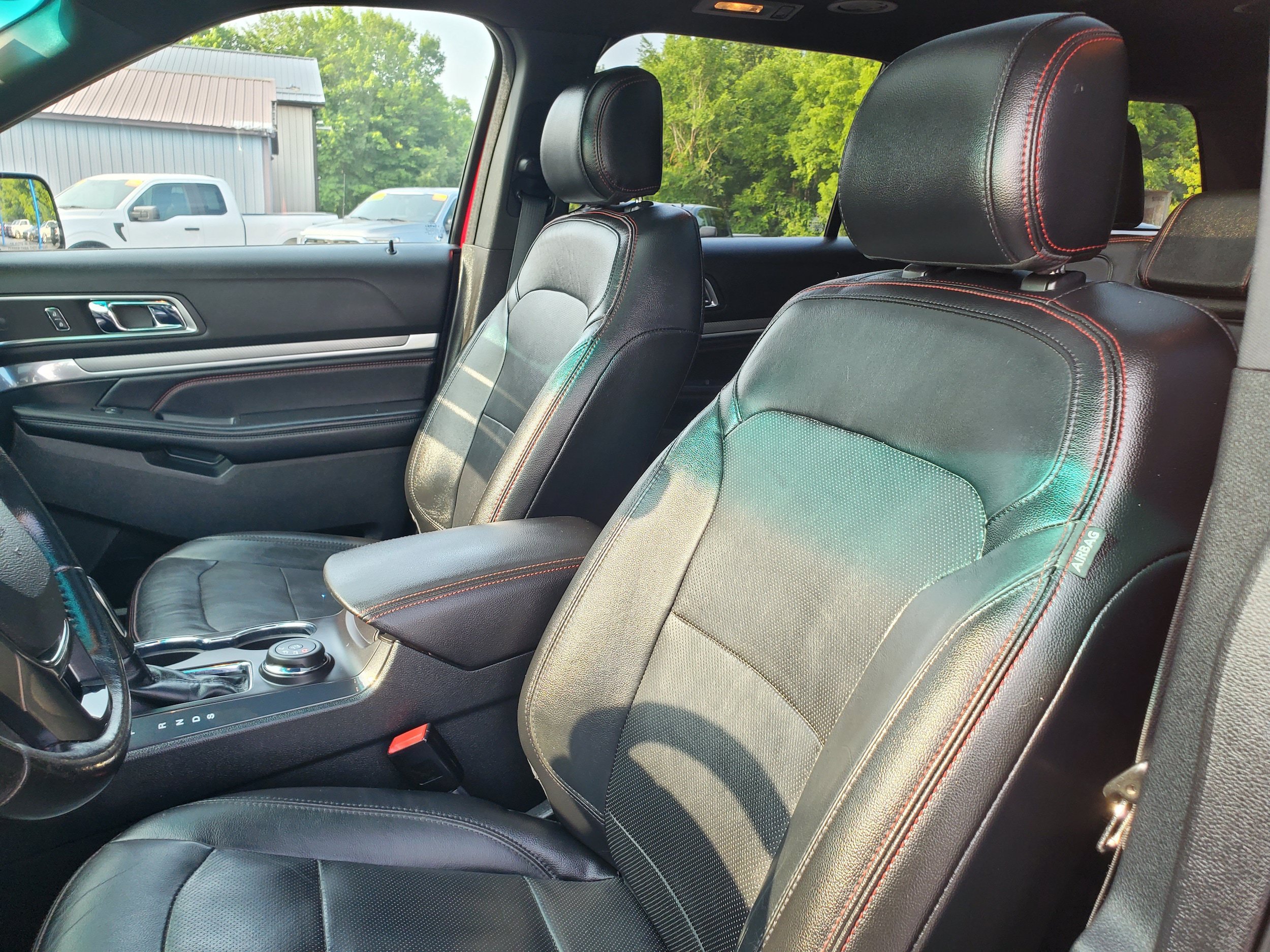 Used 2016 Ford Explorer Sport w/ Equipment Group 401A AWD/4WD image 11