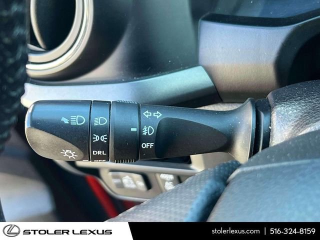 Used 2016 Toyota Tacoma TRD Sport w/ Towing Package image 24