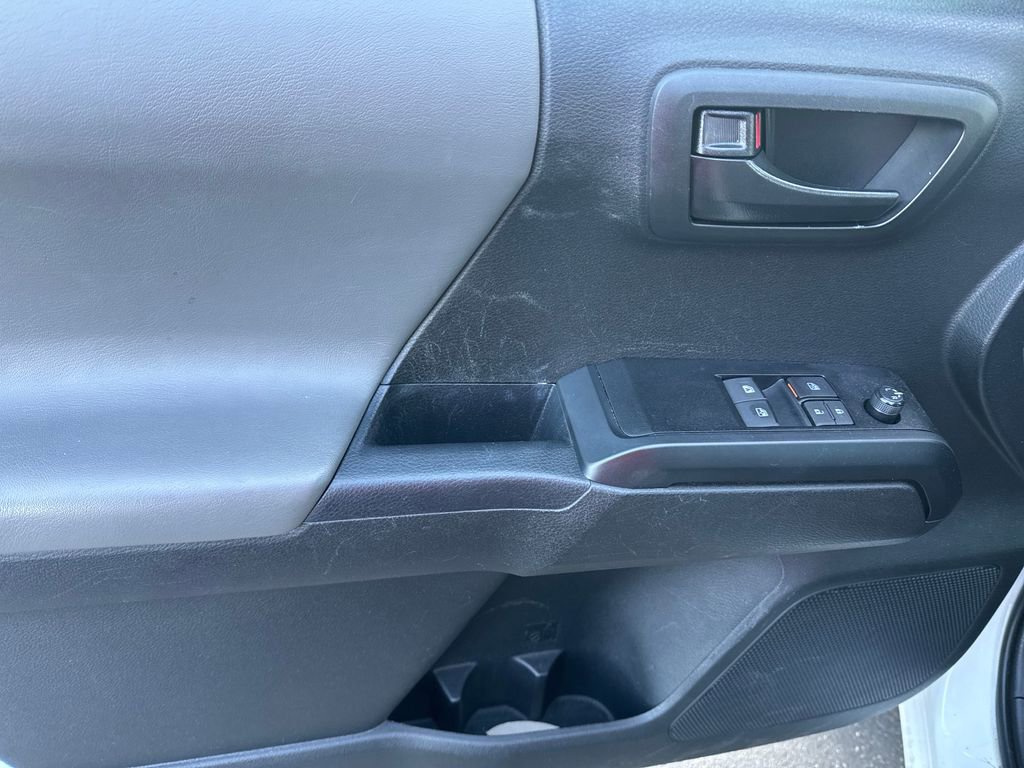 Used 2023 Toyota Tacoma SR image 11