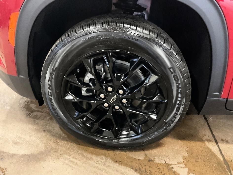 New 2026 Chevrolet Traverse LT w/ Midnight/Sport Edition AWD/4WD image 14