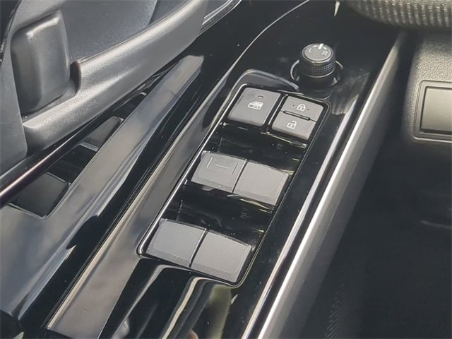 Used 2025 Toyota bZ4X XLE image 24