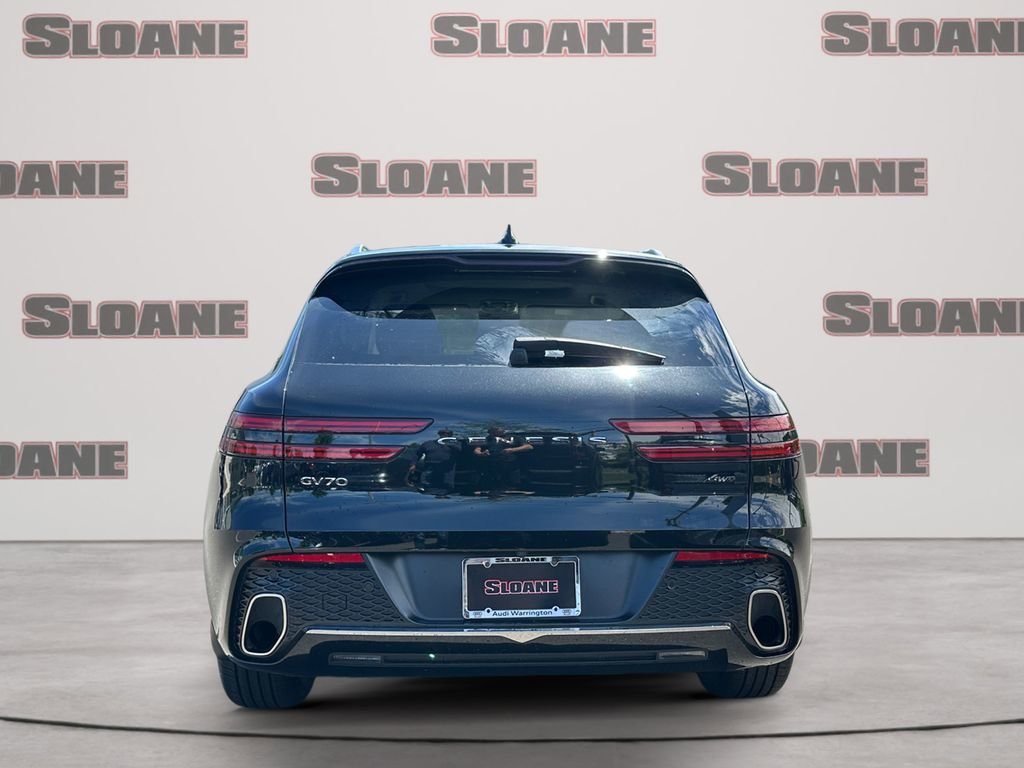 Used 2022 Genesis GV70 2.5T w/ Select Package AWD/4WD image 4