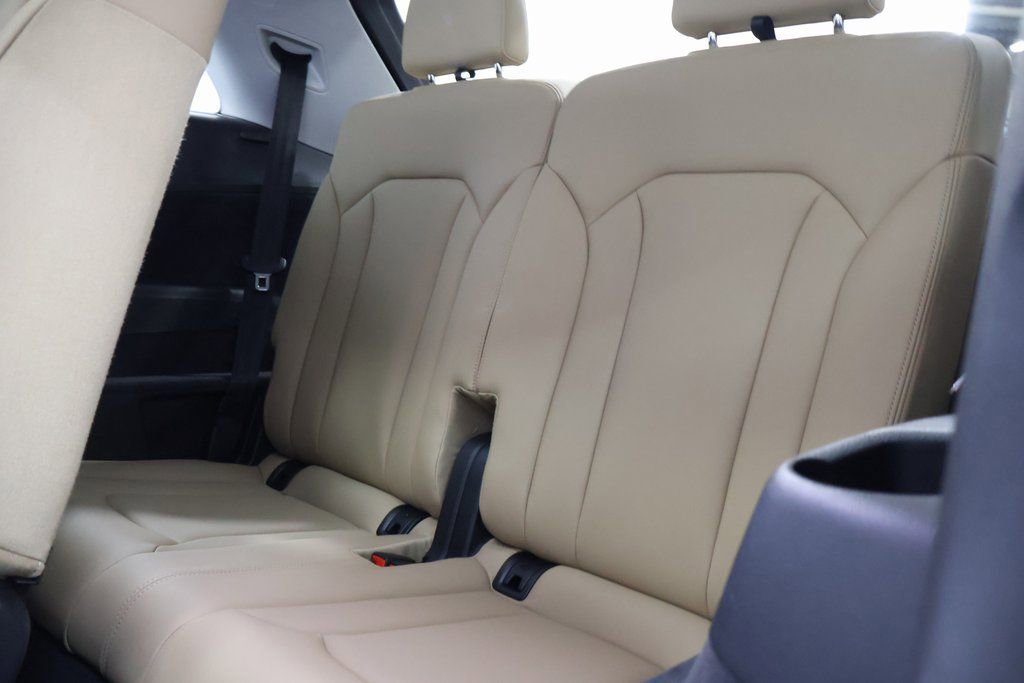 Certified 2022 Audi Q7 2.0T Premium Plus w/ Premium Plus Package image 28