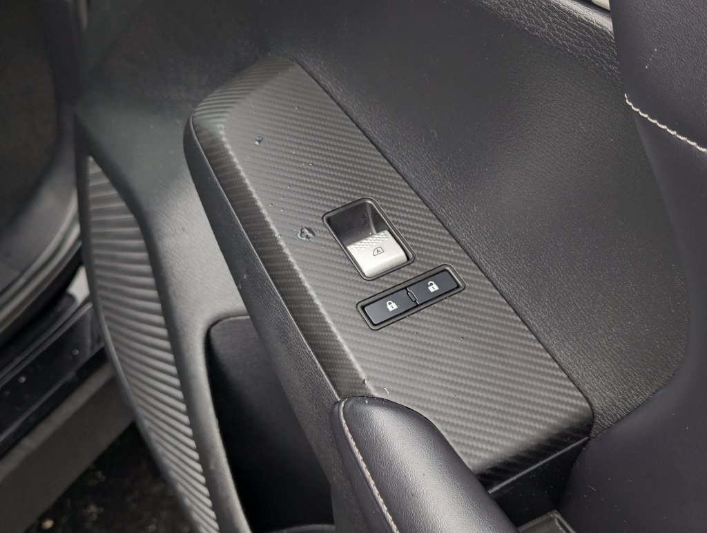 Used 2023 Mitsubishi Outlander 4WD Plug-In Hybrid image 38