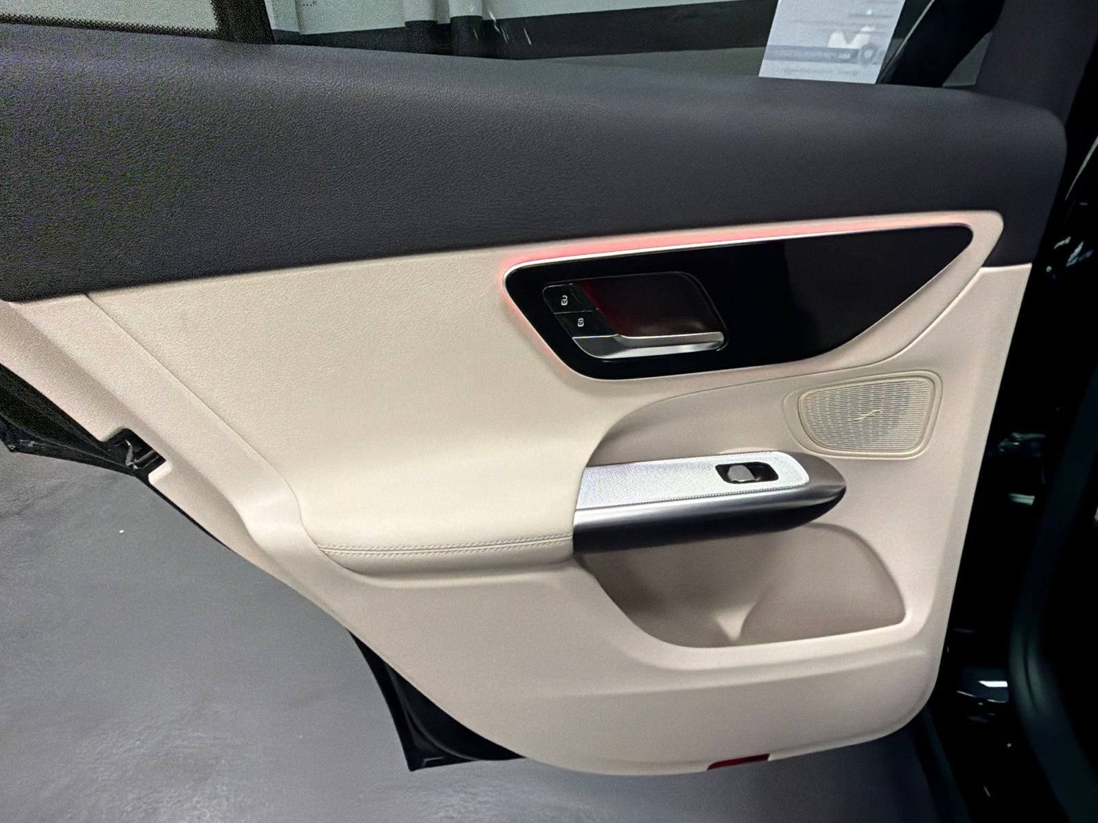 Certified 2026 Mercedes-Benz GLC 300 image 37
