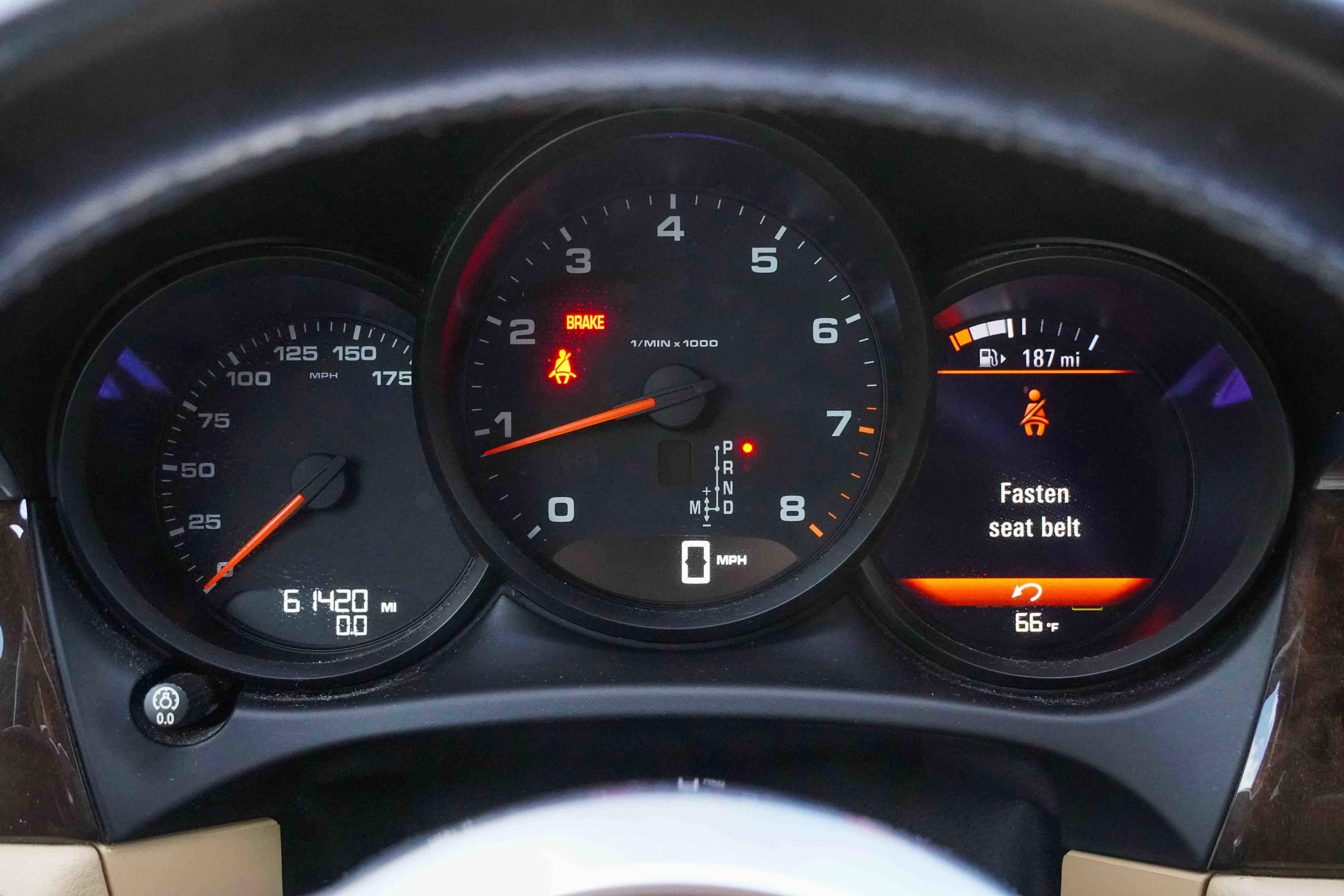 Used 2018 Porsche Macan Sport Edition image 19