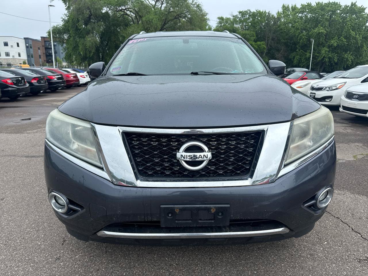 Used 2013 Nissan Pathfinder SL AWD/4WD image 2