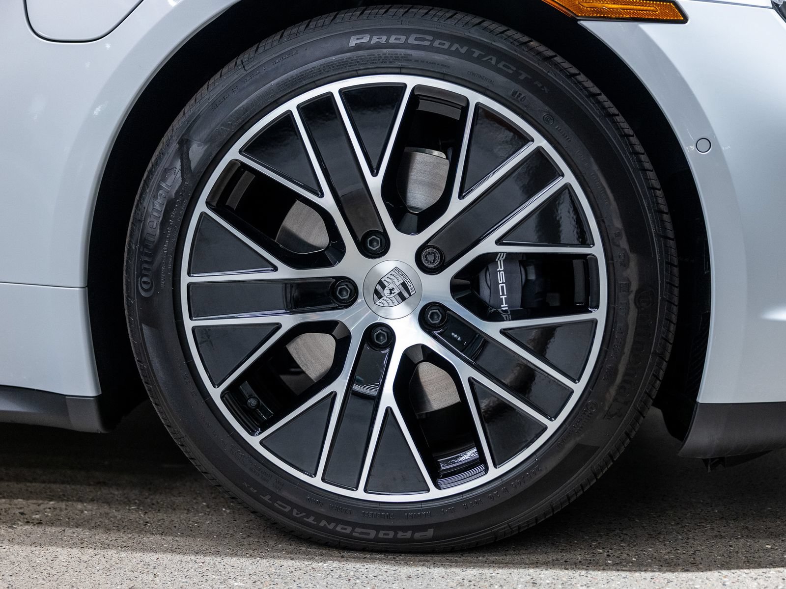New 2026 Porsche Taycan AWD/4WD image 20