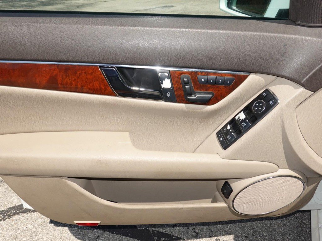 Used 2011 Mercedes-Benz C 300 Sedan image 18