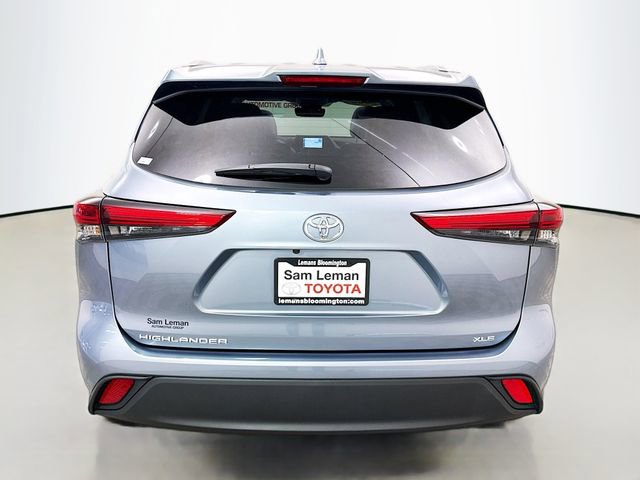 Used 2022 Toyota Highlander XLE image 6