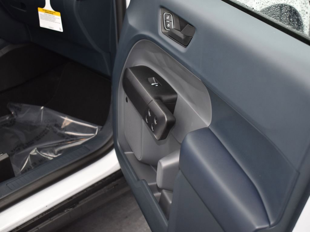 New 2026 Ford Maverick Lariat w/ Black Appearance Package image 17