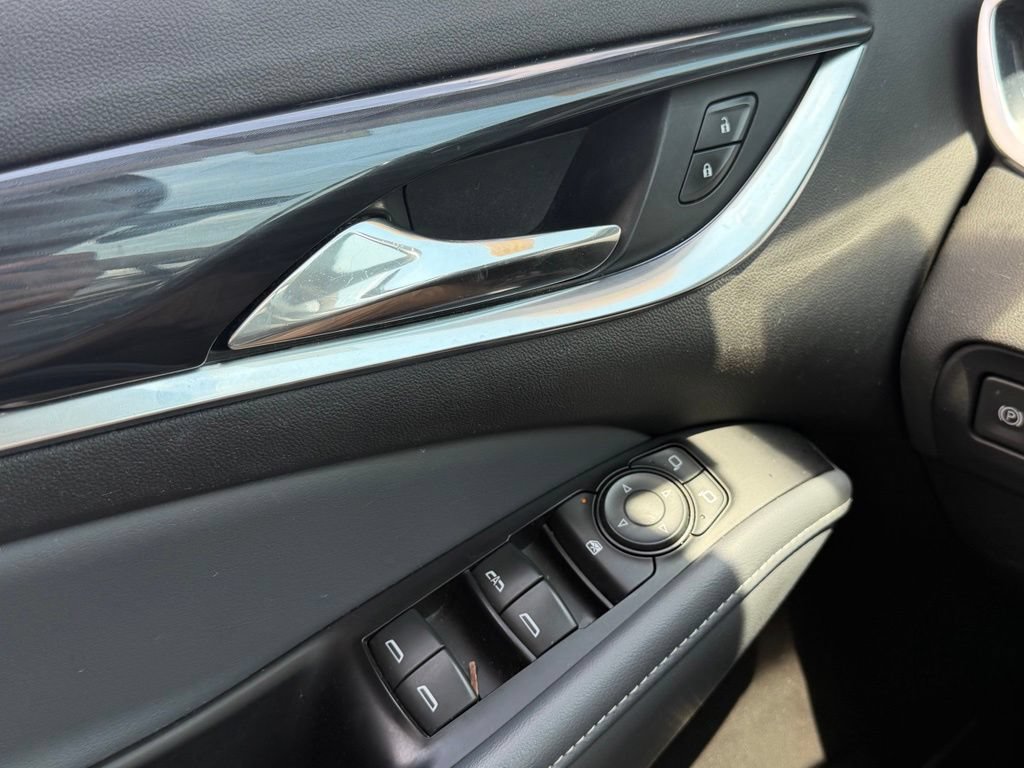 Used 2019 Buick Enclave Essence AWD/4WD image 11