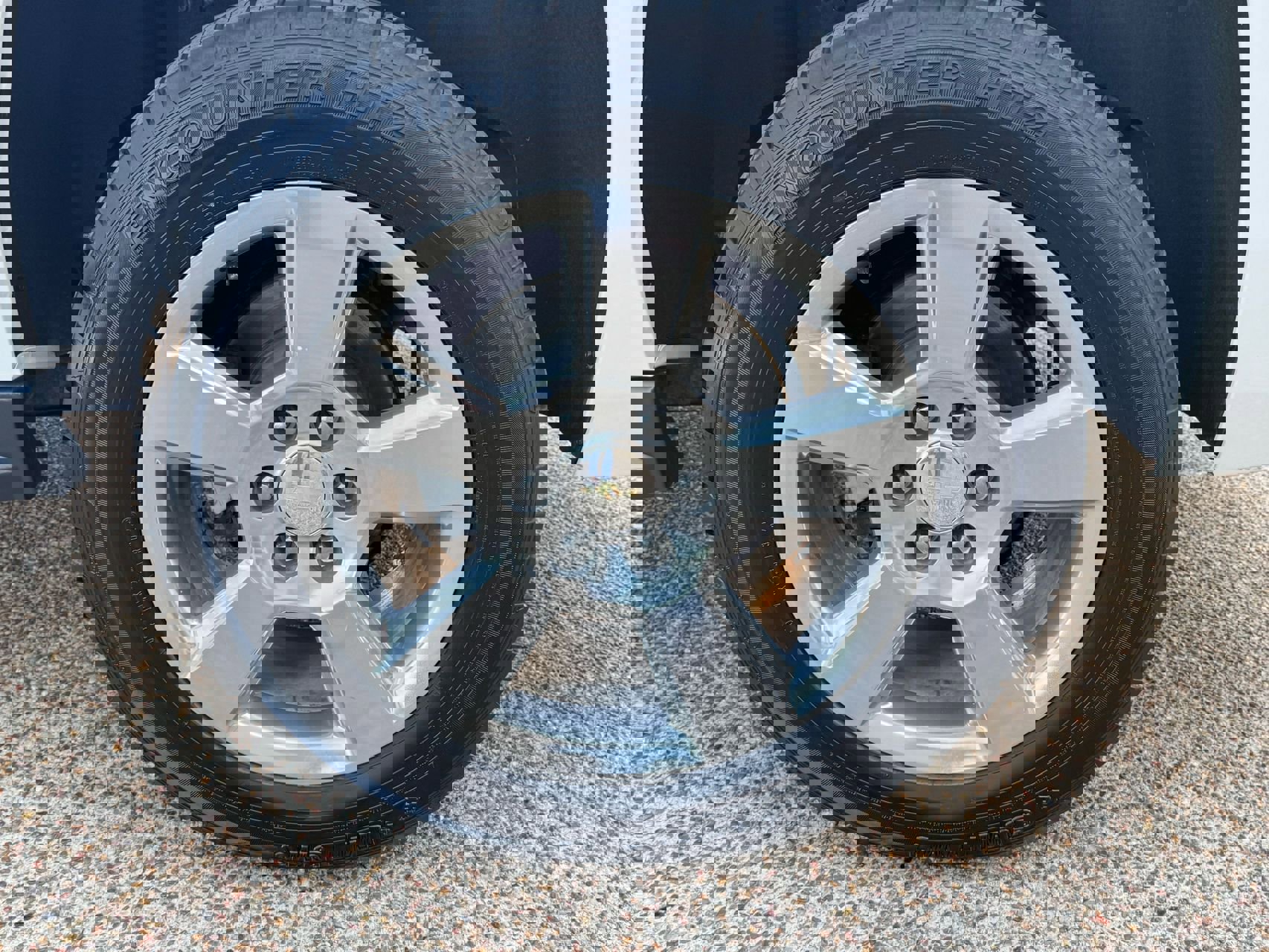 Used 2018 Chevrolet Suburban LT image 25