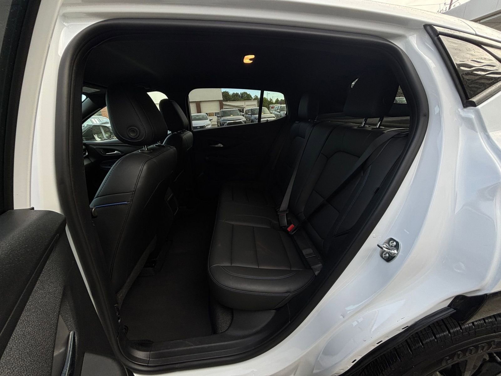 Used 2025 Buick Envista Sport Touring FWD image 28