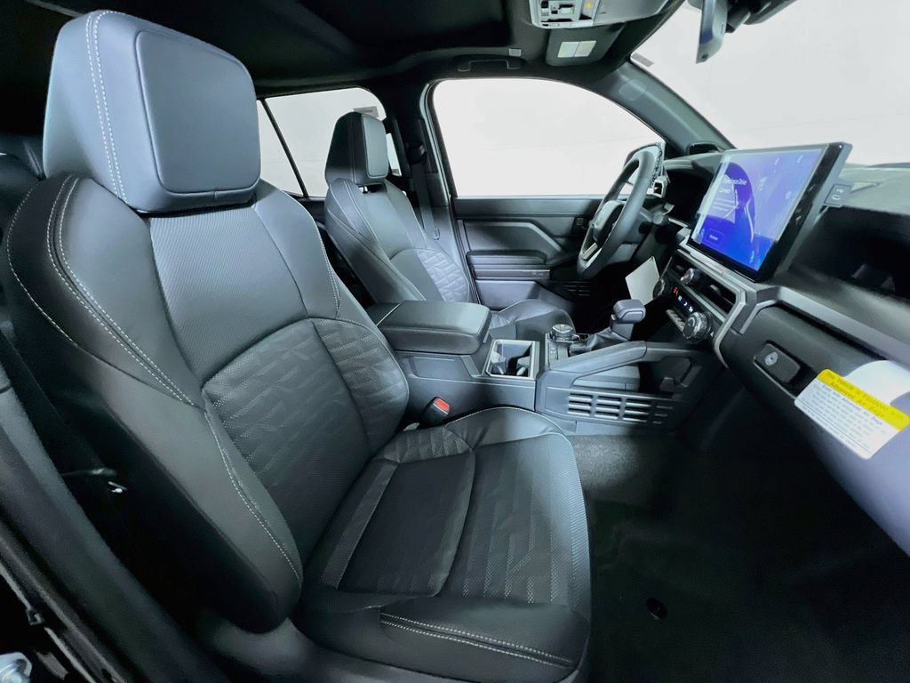 Certified 2025 Toyota 4Runner TRD Off-Road Premium AWD/4WD image 22