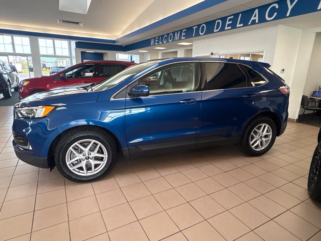 Used 2024 Ford Edge SEL w/ Convenience Package AWD/4WD image 2