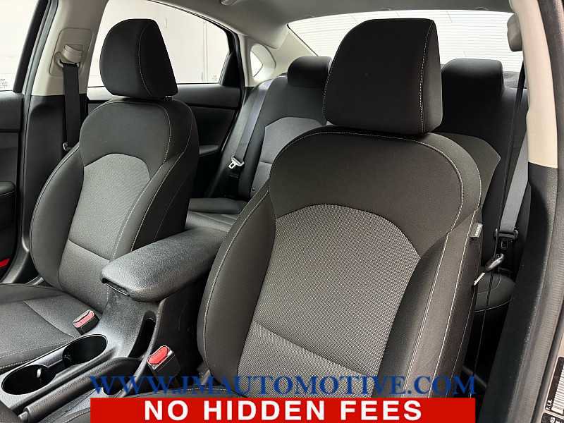 Used 2024 Kia Forte LXS FWD image 13