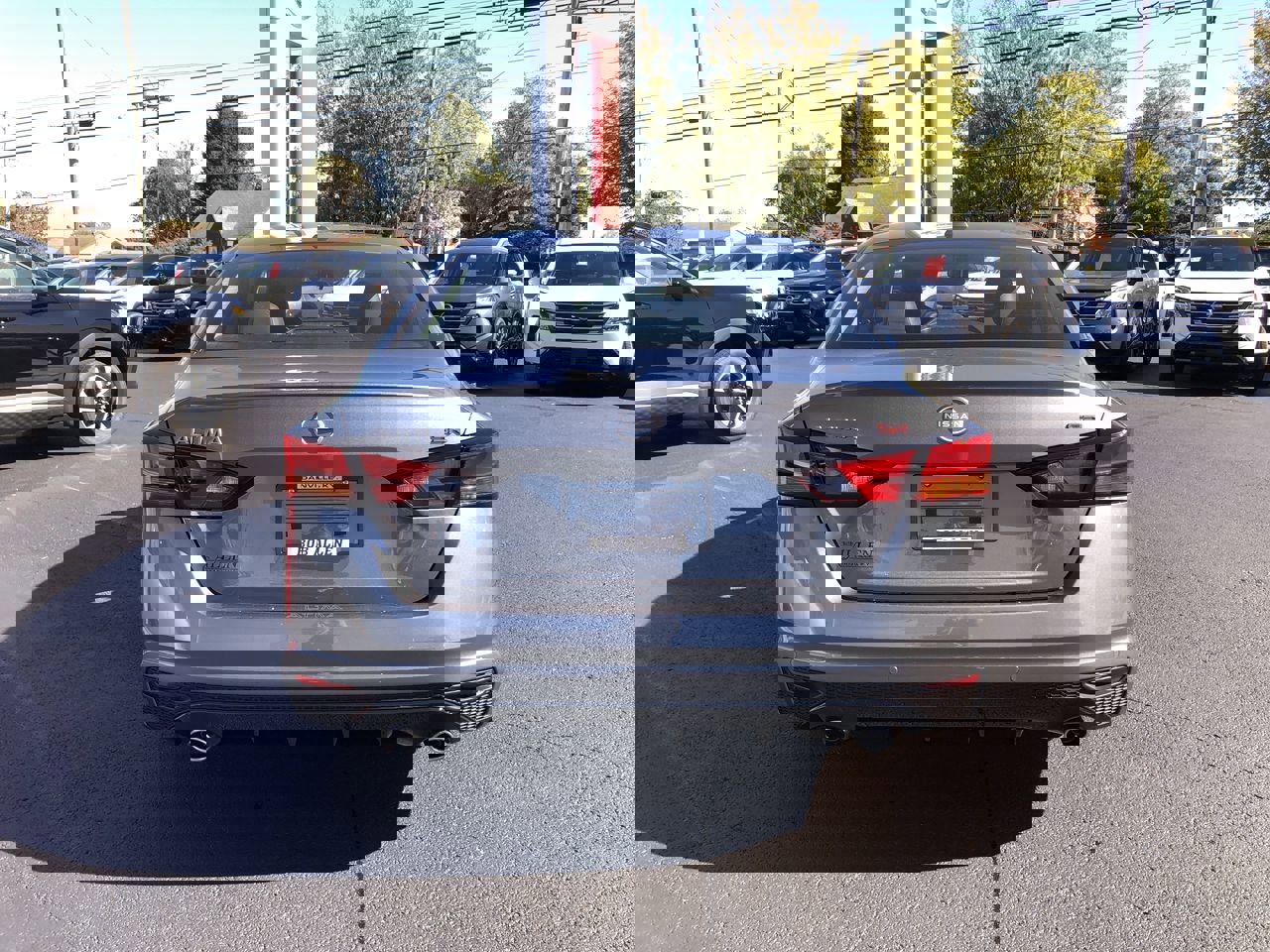 New 2025 Nissan Altima 2.5 SR w/ SR Premium Package image 19