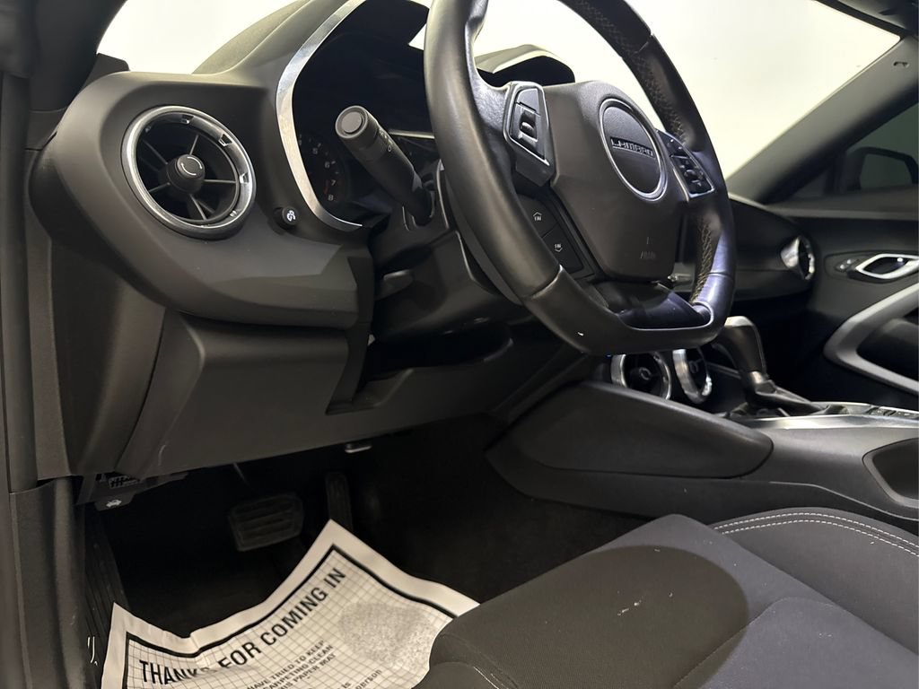 Used 2021 Chevrolet Camaro LT RWD image 27