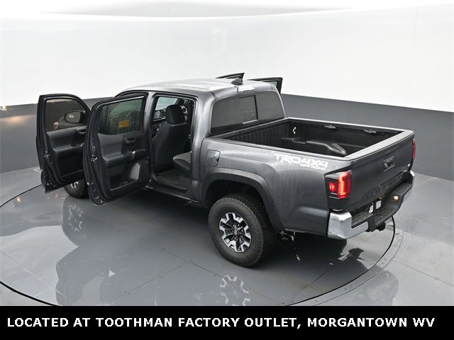 Used 2022 Toyota Tacoma TRD Off-Road image 25
