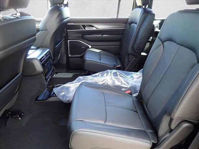 New 2026 Jeep Grand Wagoneer Limited w/ HD Trailer Tow Package AWD/4WD image 10
