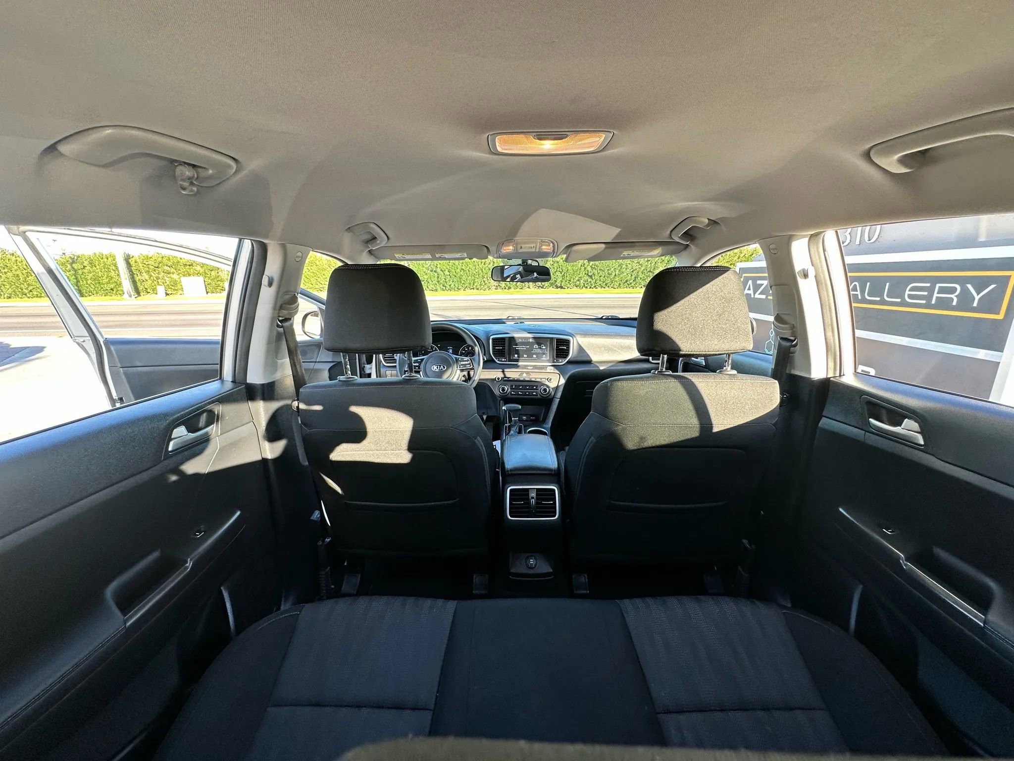 Used 2020 Kia Sportage LX image 29