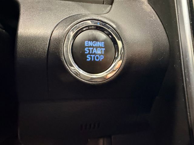 Used 2022 Toyota Avalon XLE w/ Moonroof Package image 20