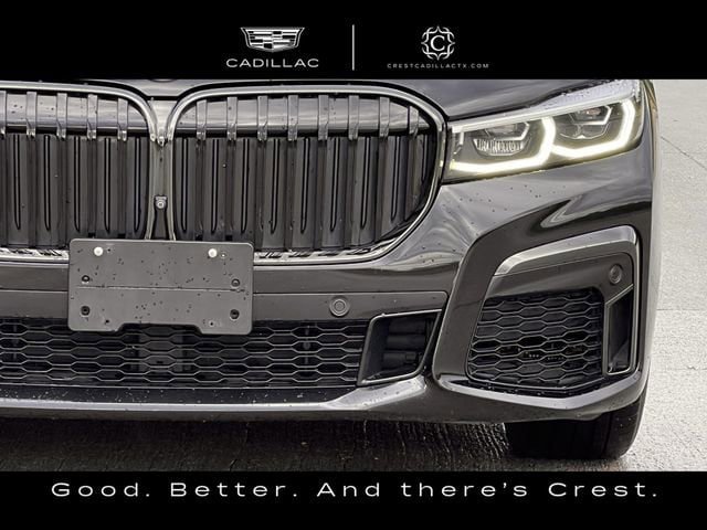 Used 2020 BMW 740i w/ M Sport Package RWD image 9