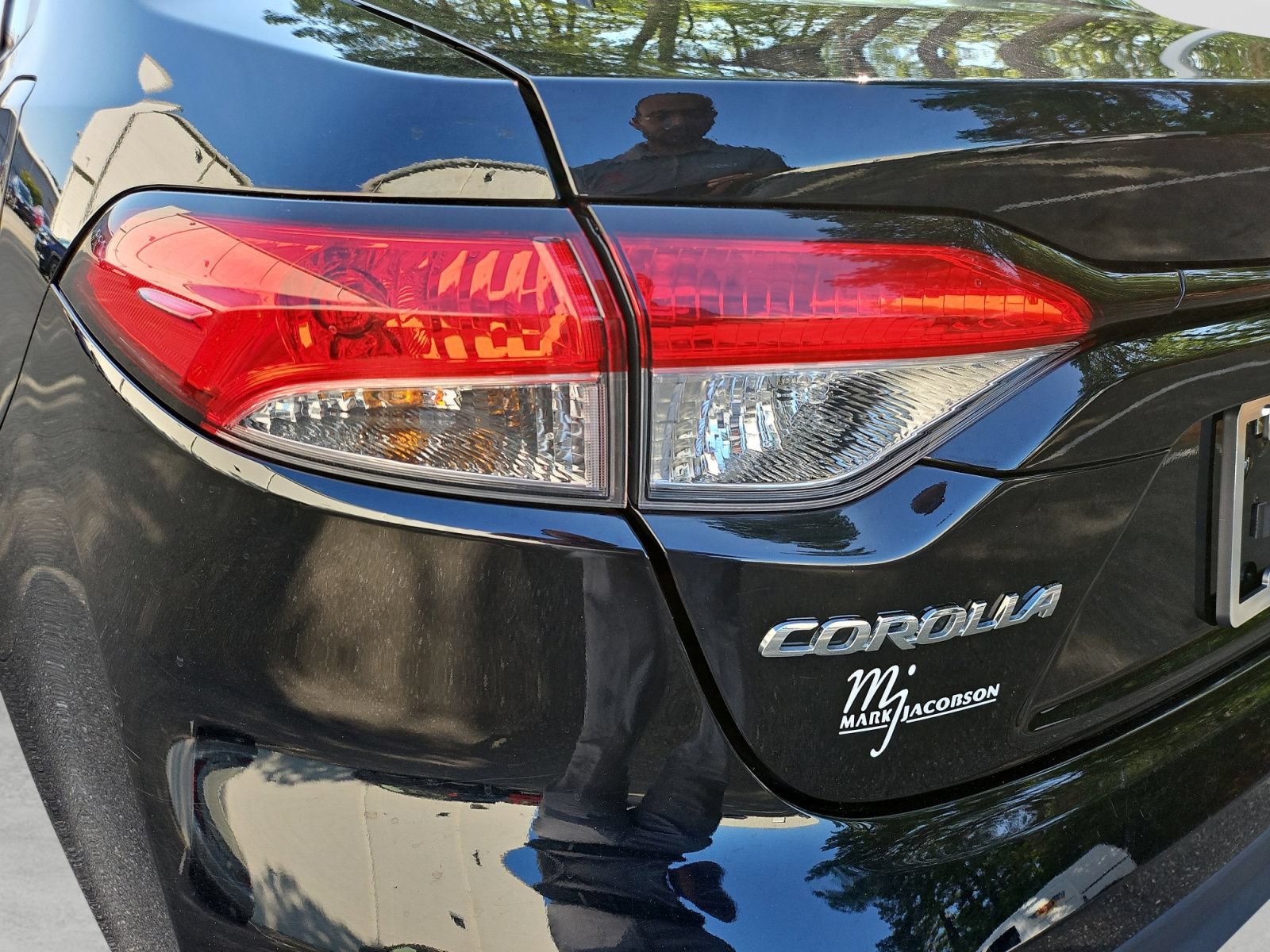Used 2024 Toyota Corolla LE FWD image 20