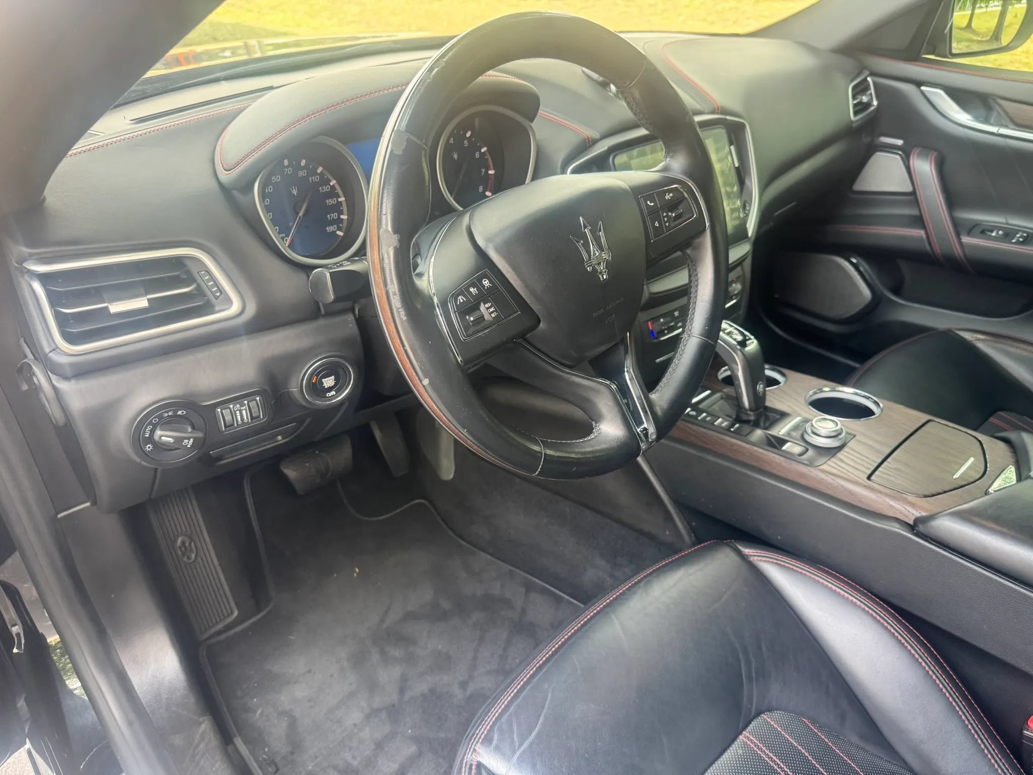 Used 2019 Maserati Ghibli S GranLusso AWD/4WD image 21