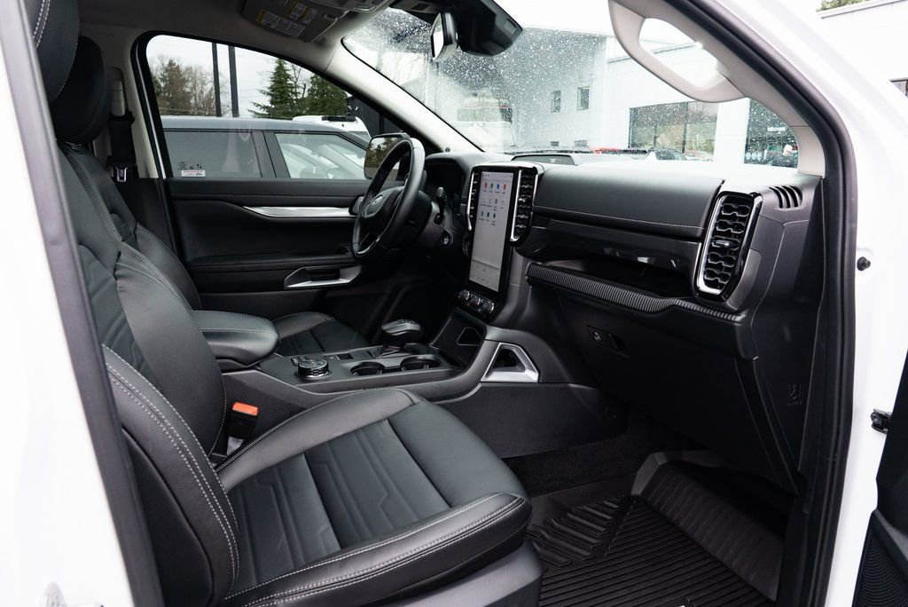 Used 2024 Ford Ranger Lariat w/ FX4 Off-Road Package image 25