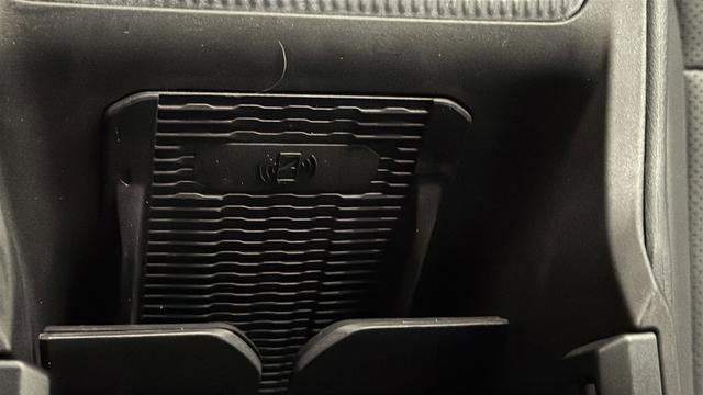 New 2026 Jeep Cherokee Limited image 32