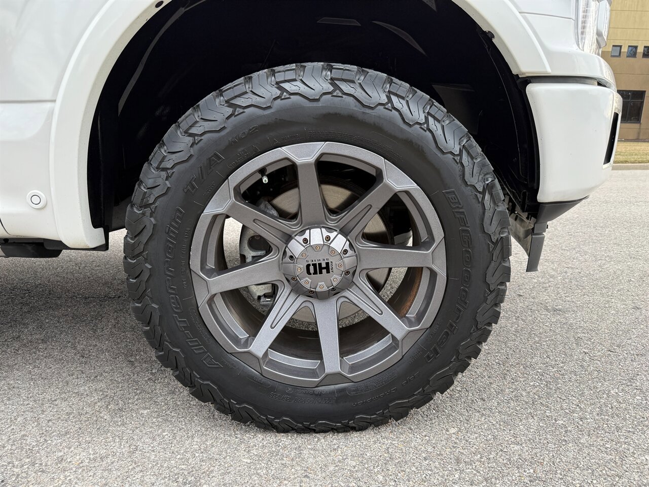 Used 2020 Ford F150 Platinum w/ Technology Package image 29